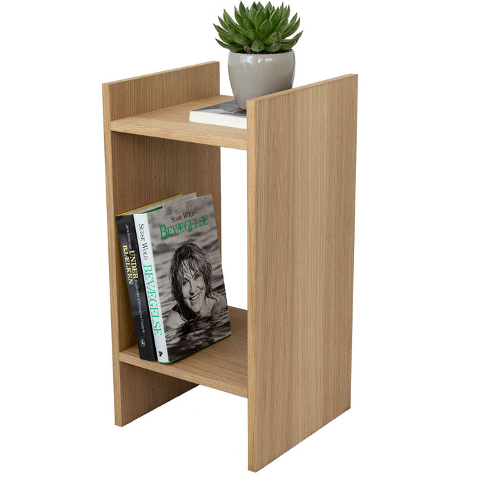 Kleines Bücherregal – EVOLVE – aus massiver Eiche