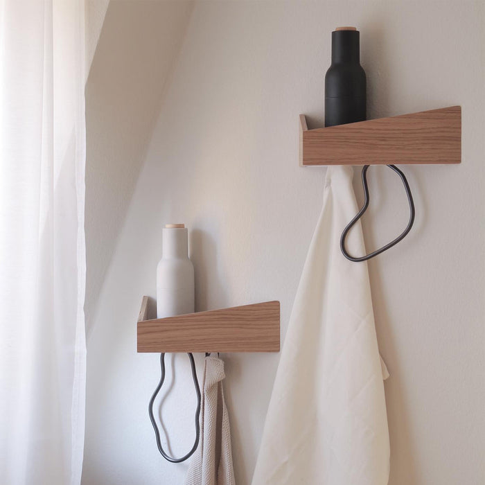 2 stk. hylder med knage: PELICAN - eg, natur