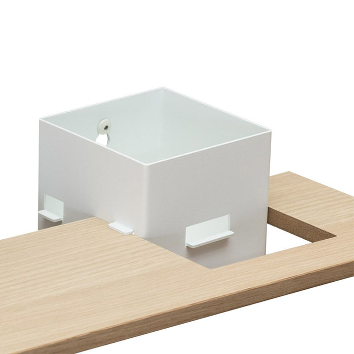 Box med hylde, væghængt: 1 stk. - LINE - hvid m. egetræshylde