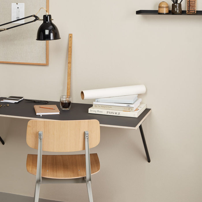 Kleines Bücherregal – EVOLVE – aus massiver Eiche