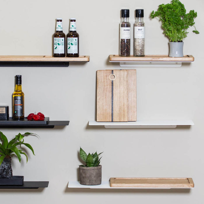 Kleines Bücherregal – EVOLVE – aus massiver Eiche