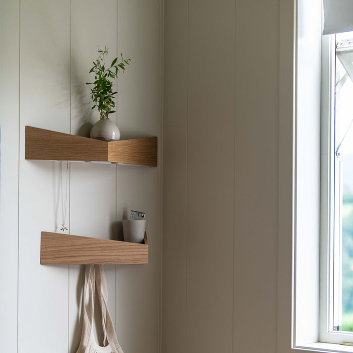 2 stk. hylder med knage: PELICAN - eg, natur